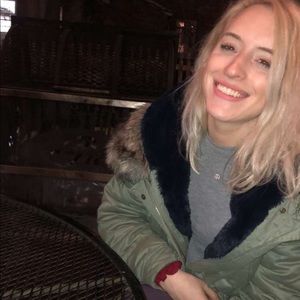 Meet your Posher, Jackie